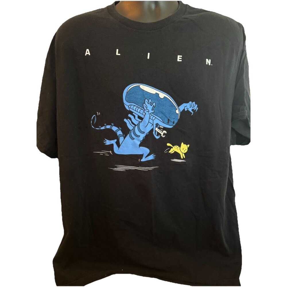 ALIEN Xenomorph and Cat Black T SHIRT SIZE (2X)